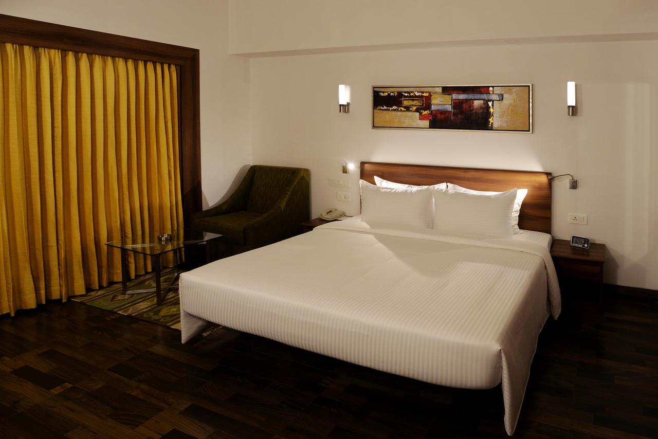Lemon Tree Hotel Coimbatore Exterior foto