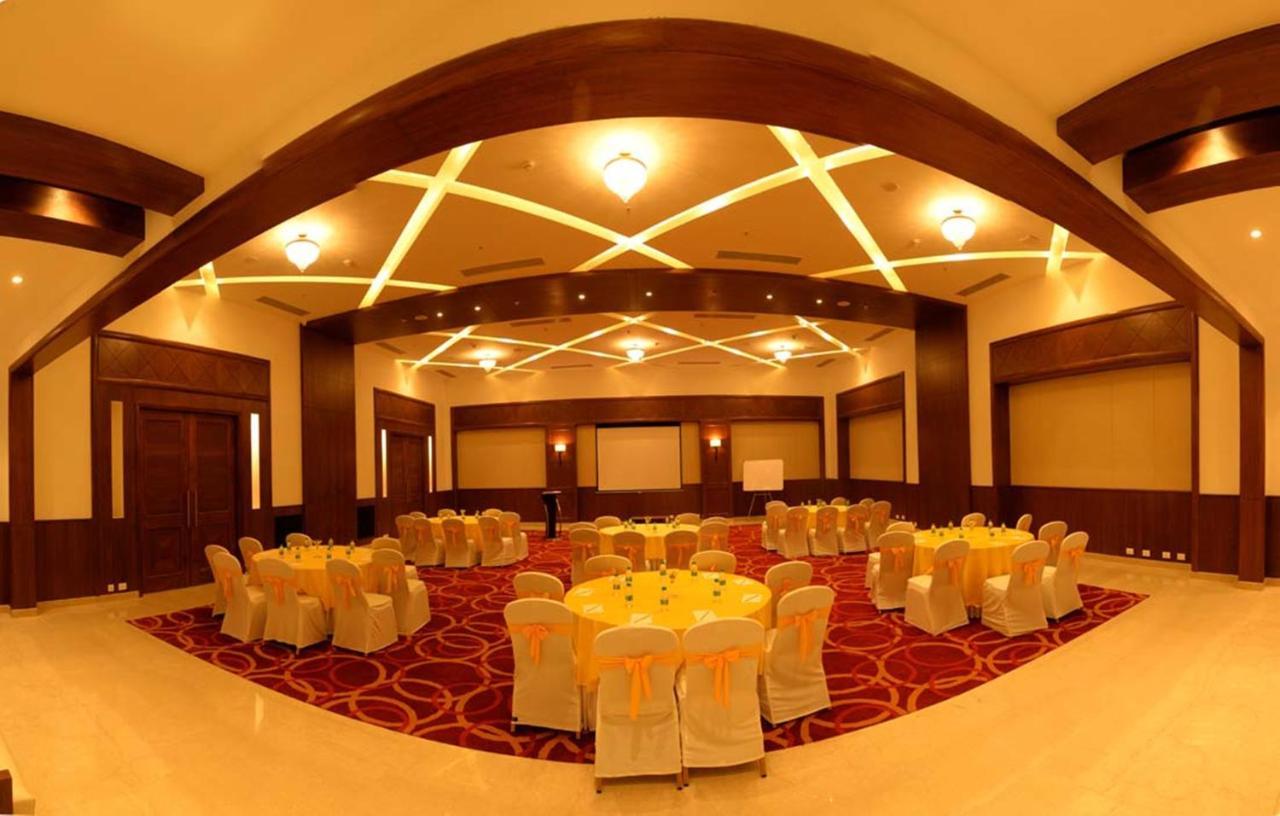 Lemon Tree Hotel Coimbatore Exterior foto